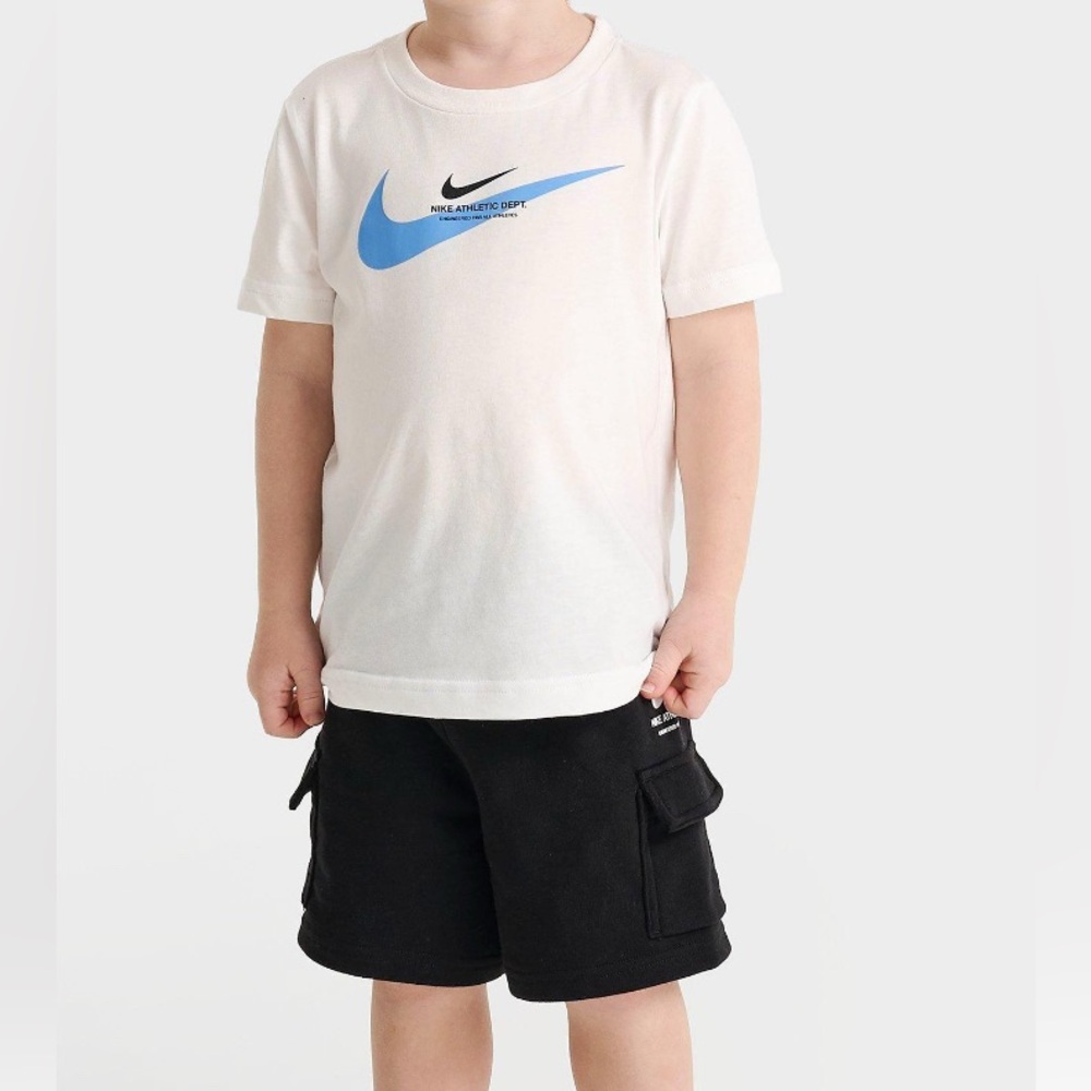 TODDLER NIKE T-SHIRT AND SHORTS
SET